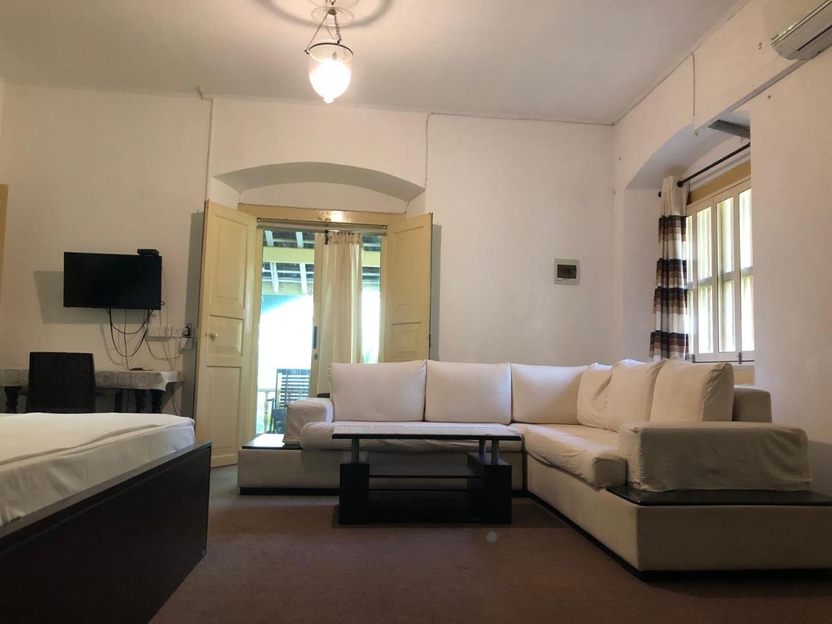 No.53 Apartment Katunayaka Екстериор снимка